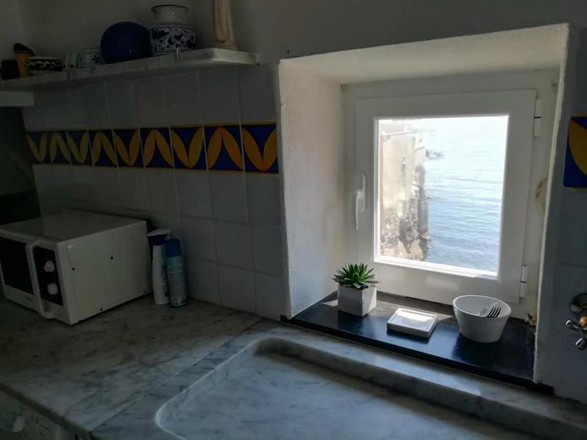 Casa Sulla Spiaggia Di Boccadasse Genova Eksteriør billede